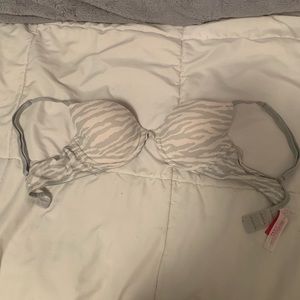 pink victoria secret bra 34B